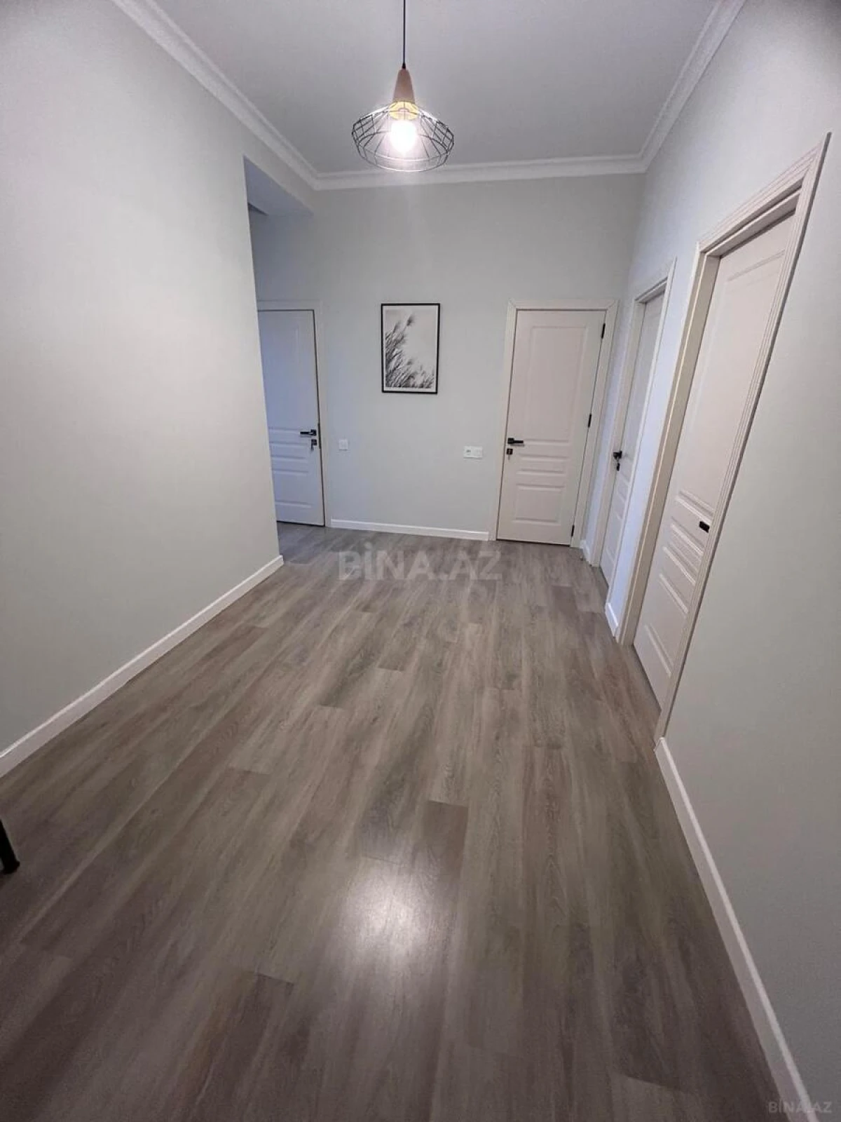 Satılır 2 otaqlı mənzil 70 m²