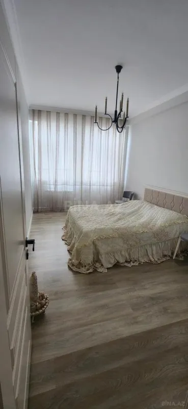 Satılır 2 otaqlı mənzil 70 m²