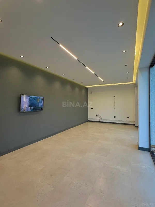 Satılır 5 otaqlı həyət evi 250 m²