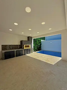 Satılır 4 otaqlı həyət evi 170 m²