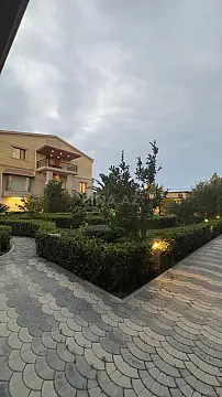 Kirayə verilir 5 otaqlı həyət evi 550 m²