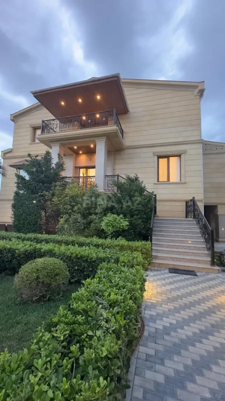 Kirayə verilir 5 otaqlı həyət evi 550 m²
