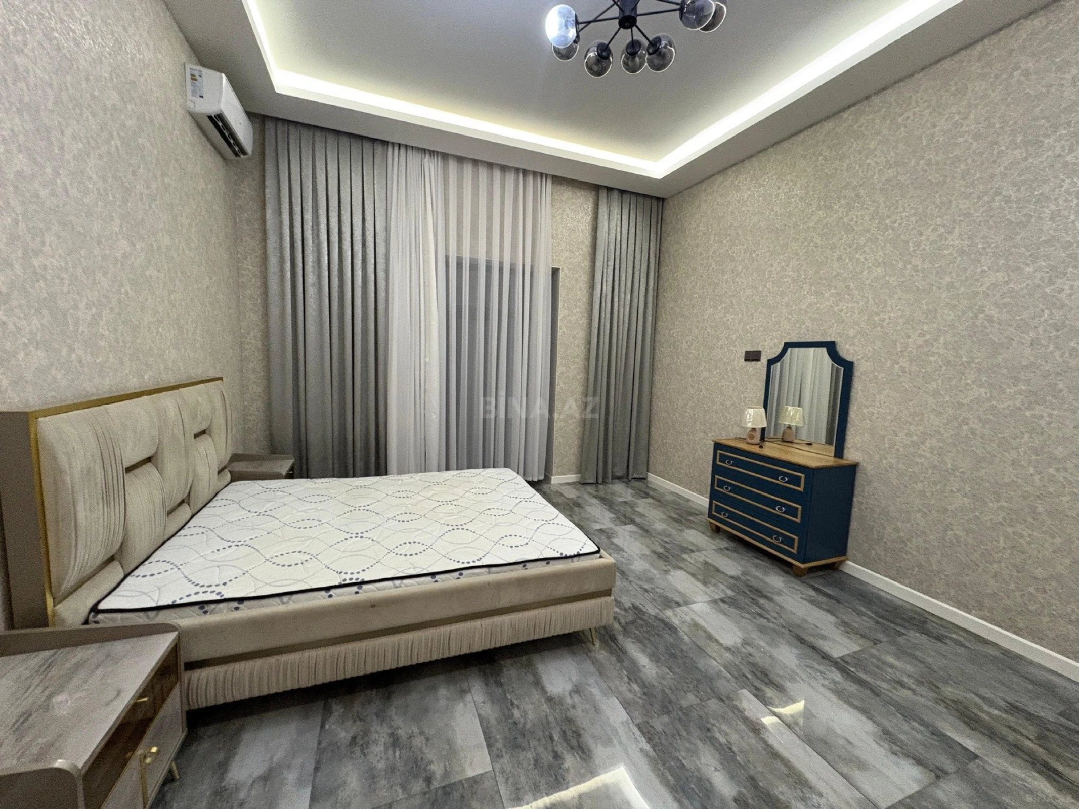 Kirayə verilir 4 otaqlı həyət evi 200 m²