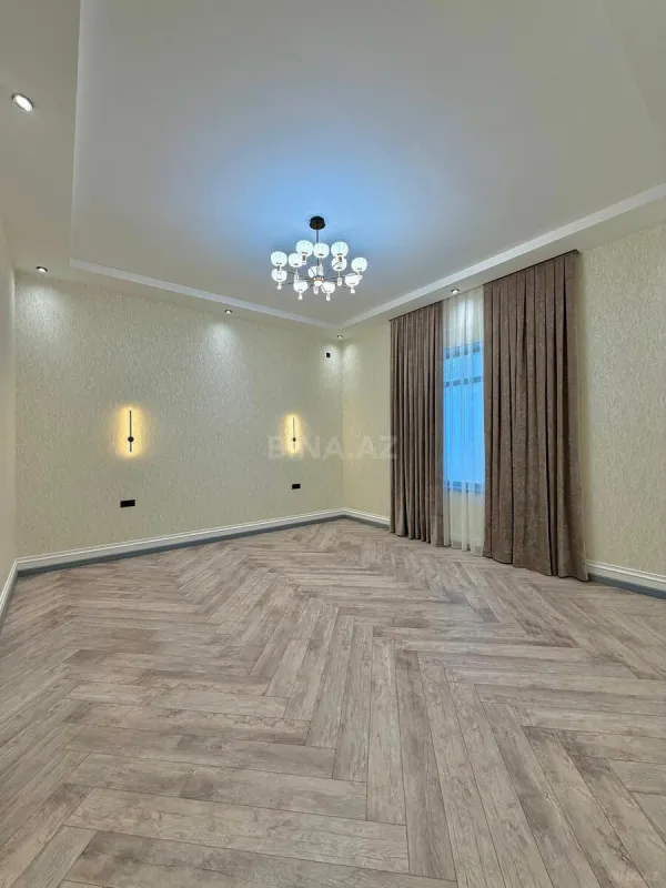 Satılır 4 otaqlı həyət evi 202 m²