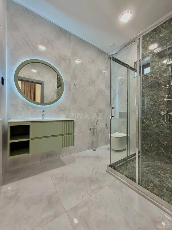 Satılır 4 otaqlı həyət evi 202 m²