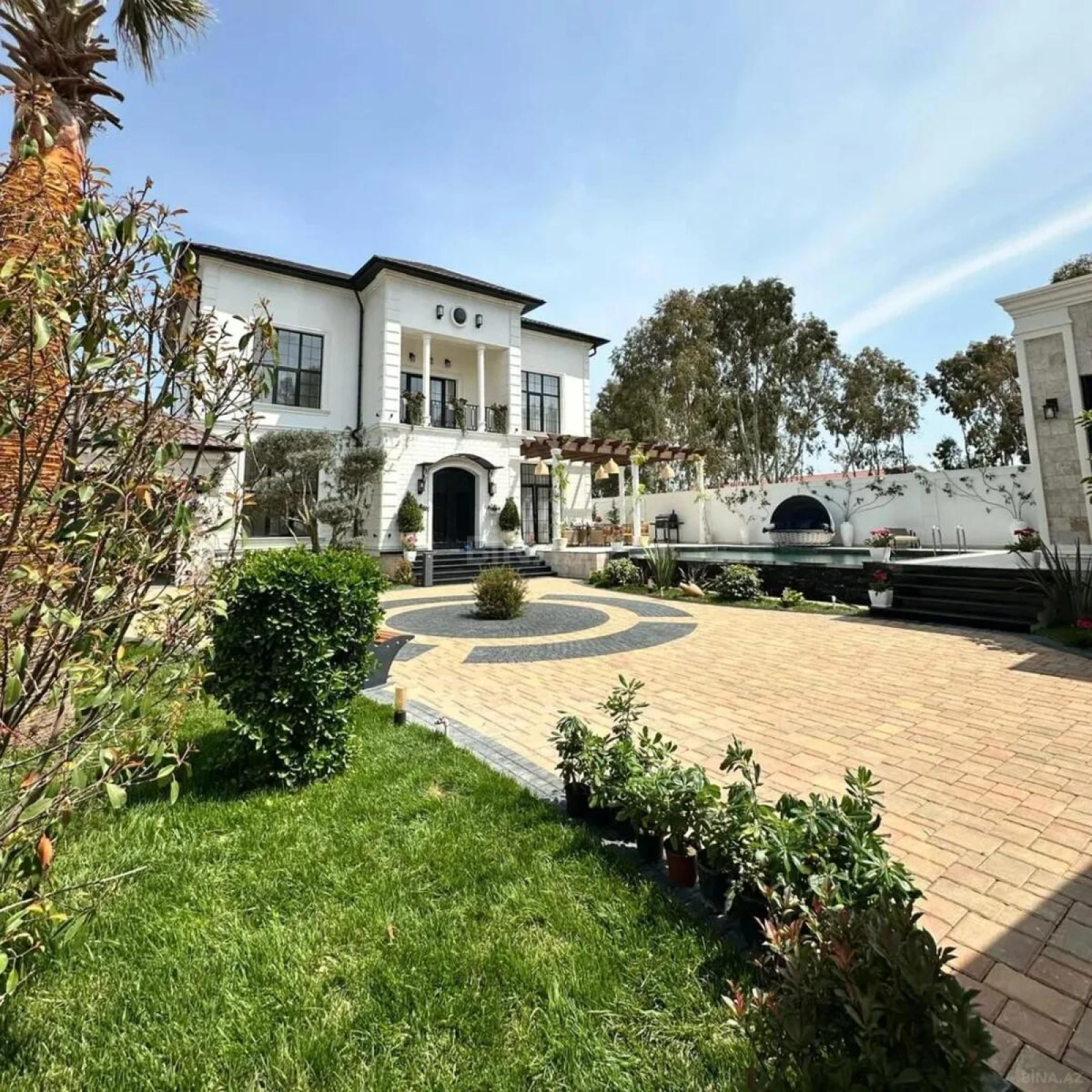 Kirayə verilir 4 otaqlı həyət evi 450 m²