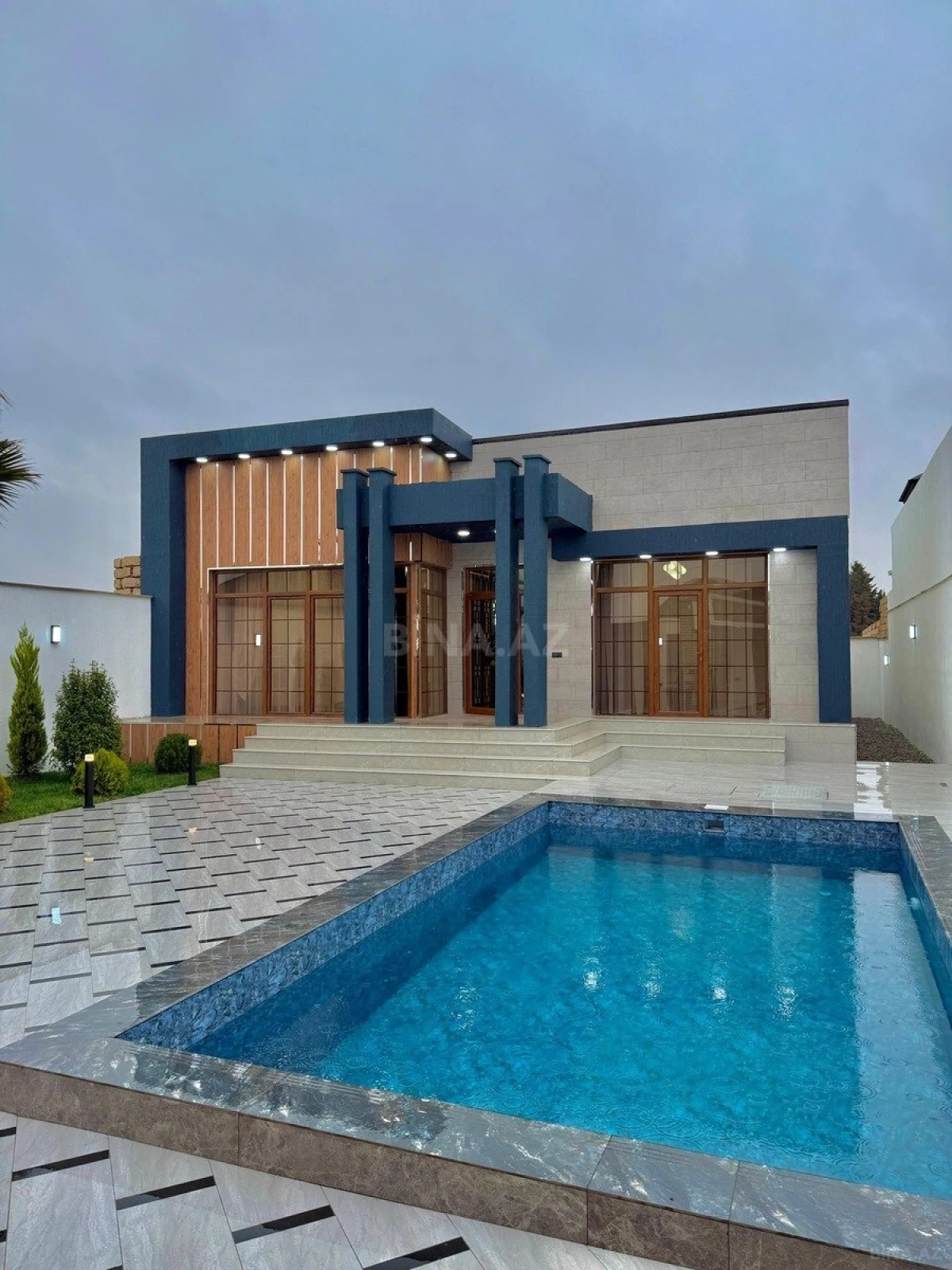 Satılır 4 otaqlı həyət evi 180 m²