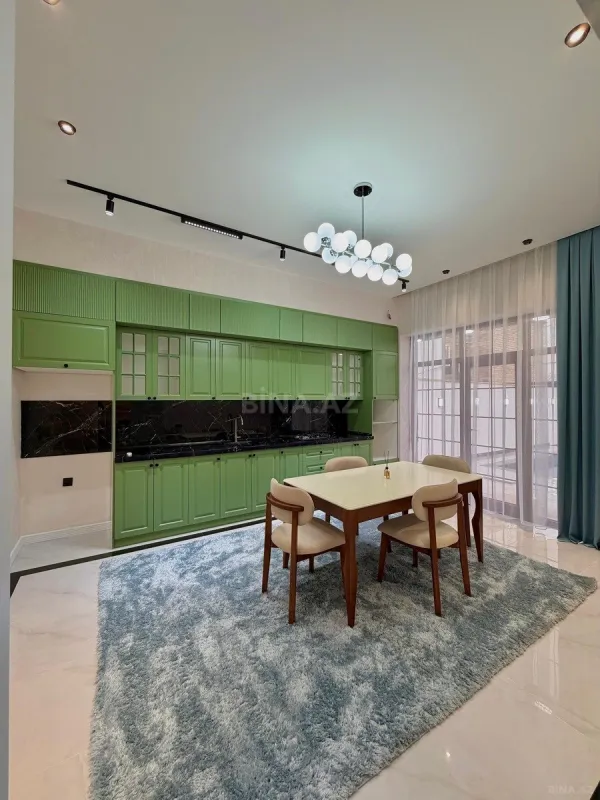 Satılır 4 otaqlı həyət evi 180 m²