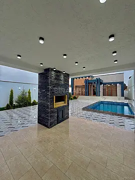 Satılır 4 otaqlı həyət evi 180 m²