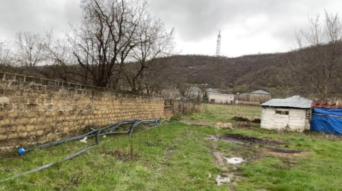 Satılır torpaq sahəsi 24 m²