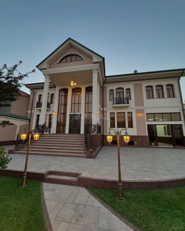 Kirayə verilir 5 otaqlı həyət evi 420 m²