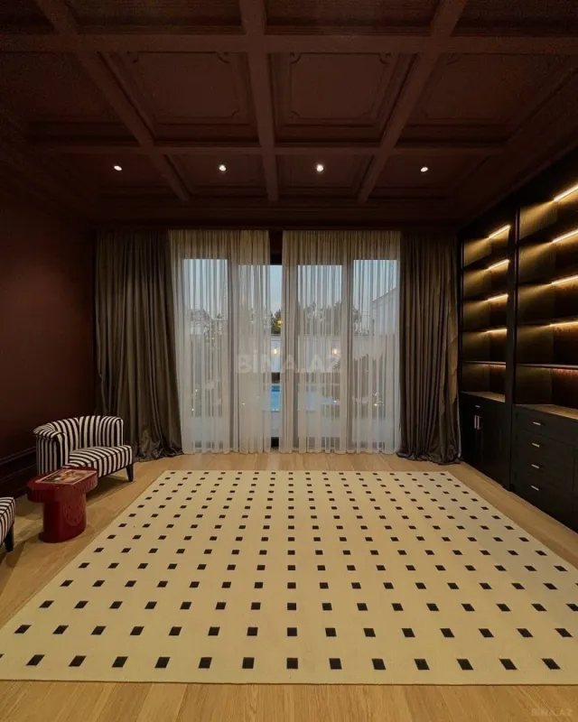 Kirayə verilir 5 otaqlı həyət evi 400 m²