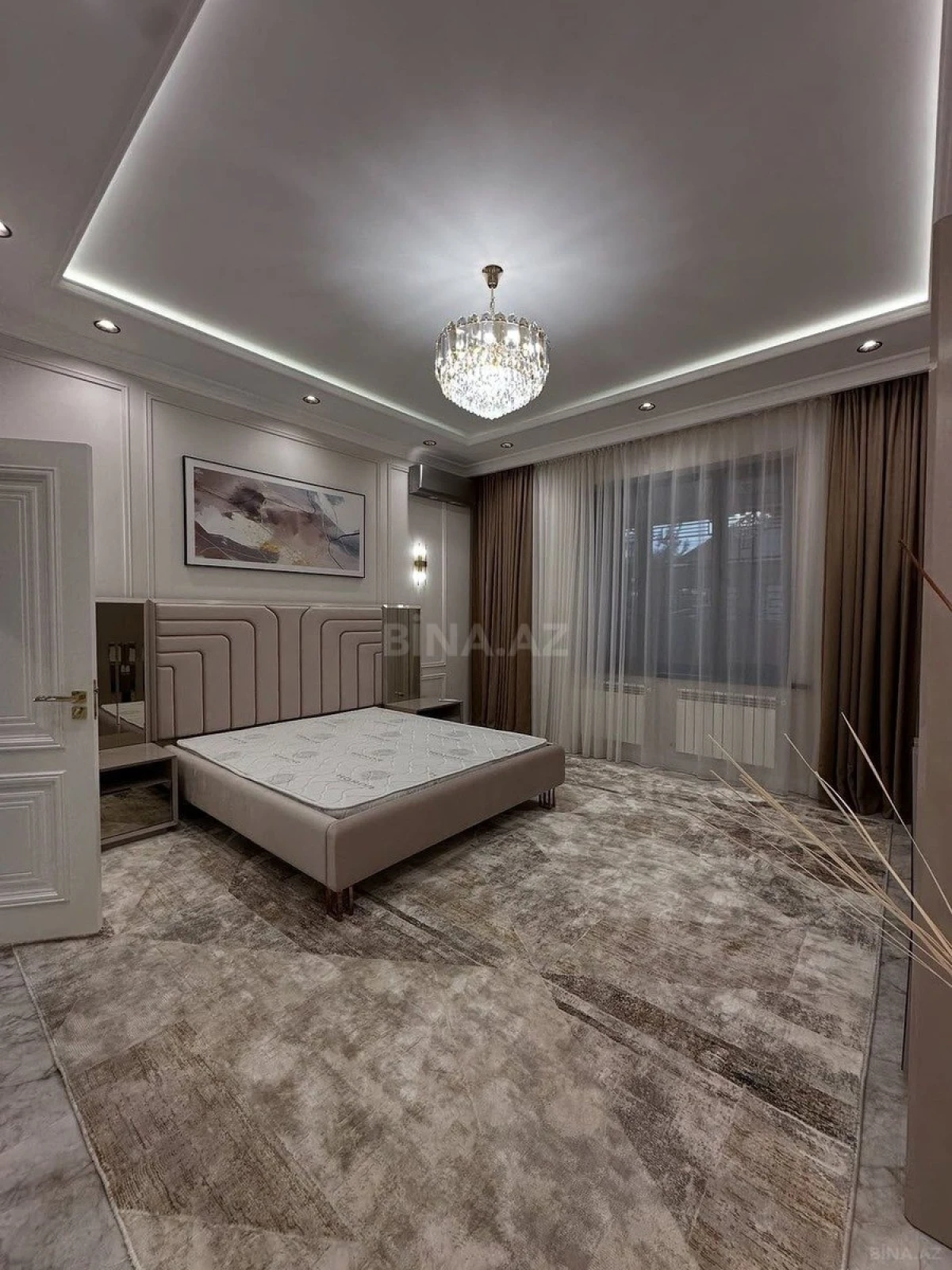 Kirayə verilir 4 otaqlı həyət evi 380 m²