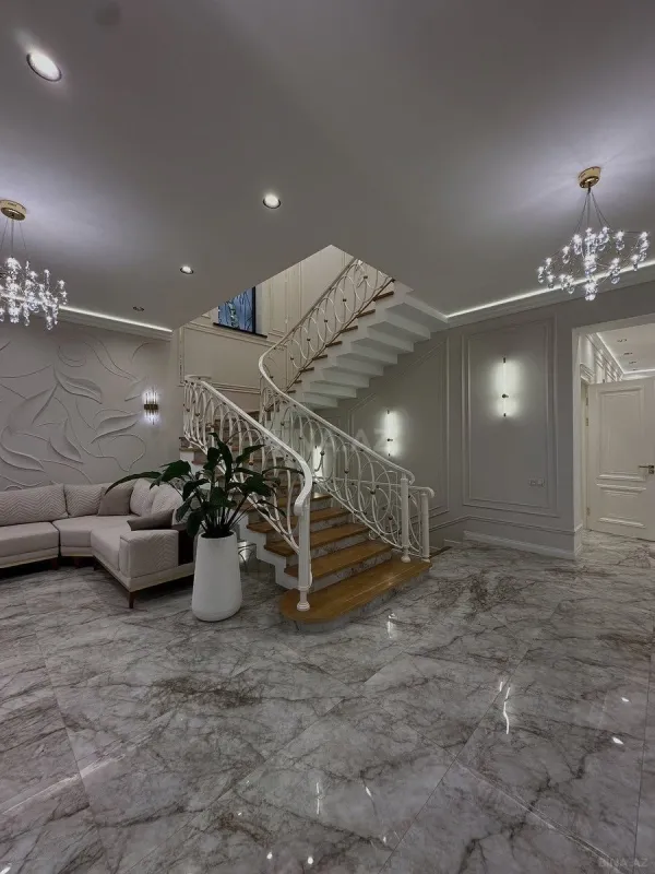 Kirayə verilir 4 otaqlı həyət evi 380 m²