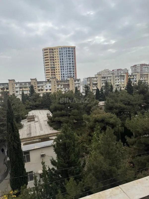 Satılır 2 otaqlı mənzil 90 m²