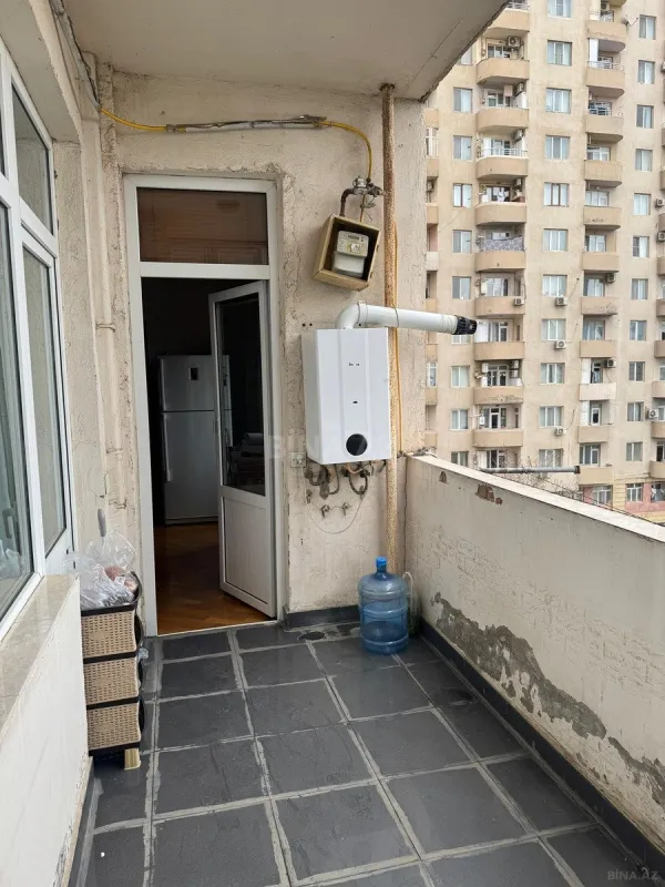 Satılır 2 otaqlı mənzil 90 m²