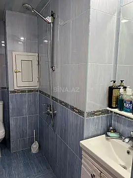 Kirayə verilir 2 otaqlı mənzil 75 m²