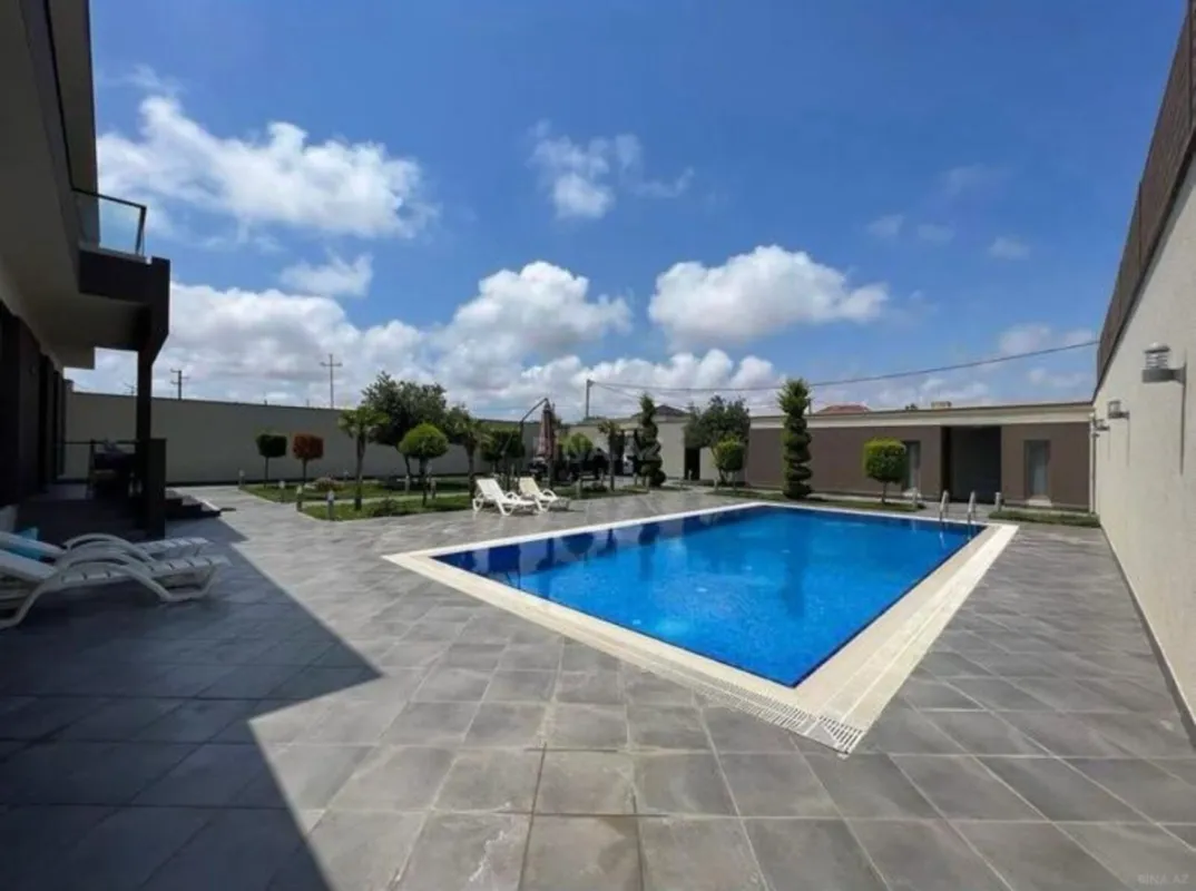 Kirayə verilir 5 otaqlı həyət evi 500 m²