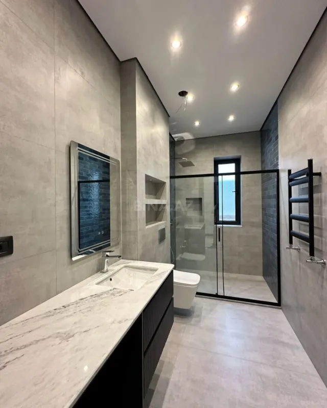 Kirayə verilir 5 otaqlı həyət evi 400 m²