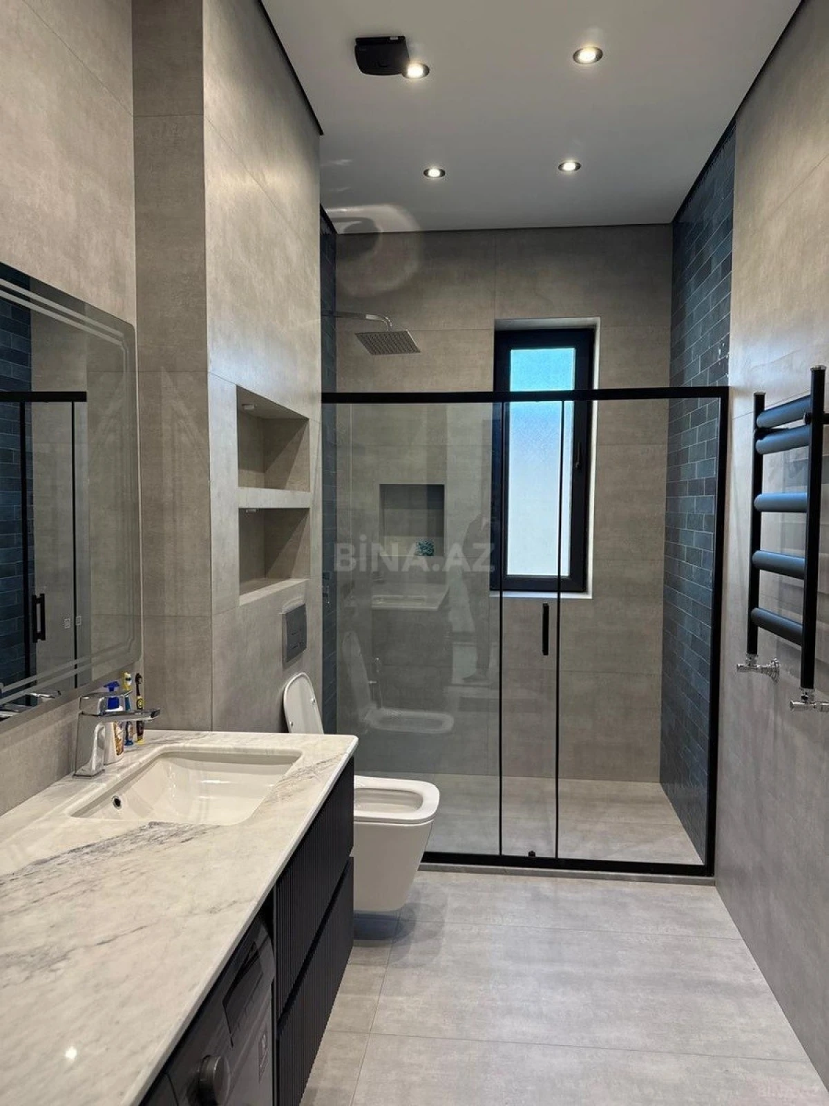 Kirayə verilir 5 otaqlı həyət evi 400 m²