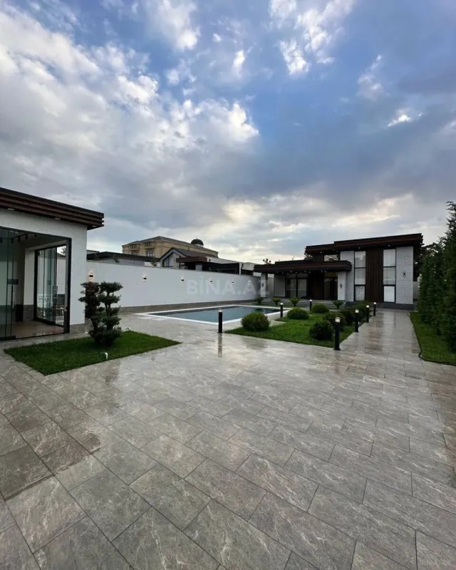 Kirayə verilir 5 otaqlı həyət evi 400 m²