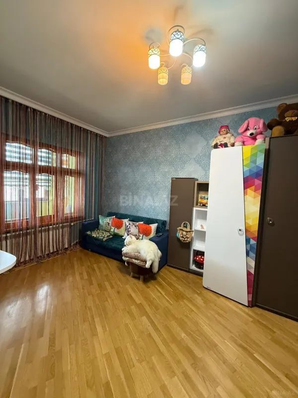 Satılır 4 otaqlı mənzil 100 m²