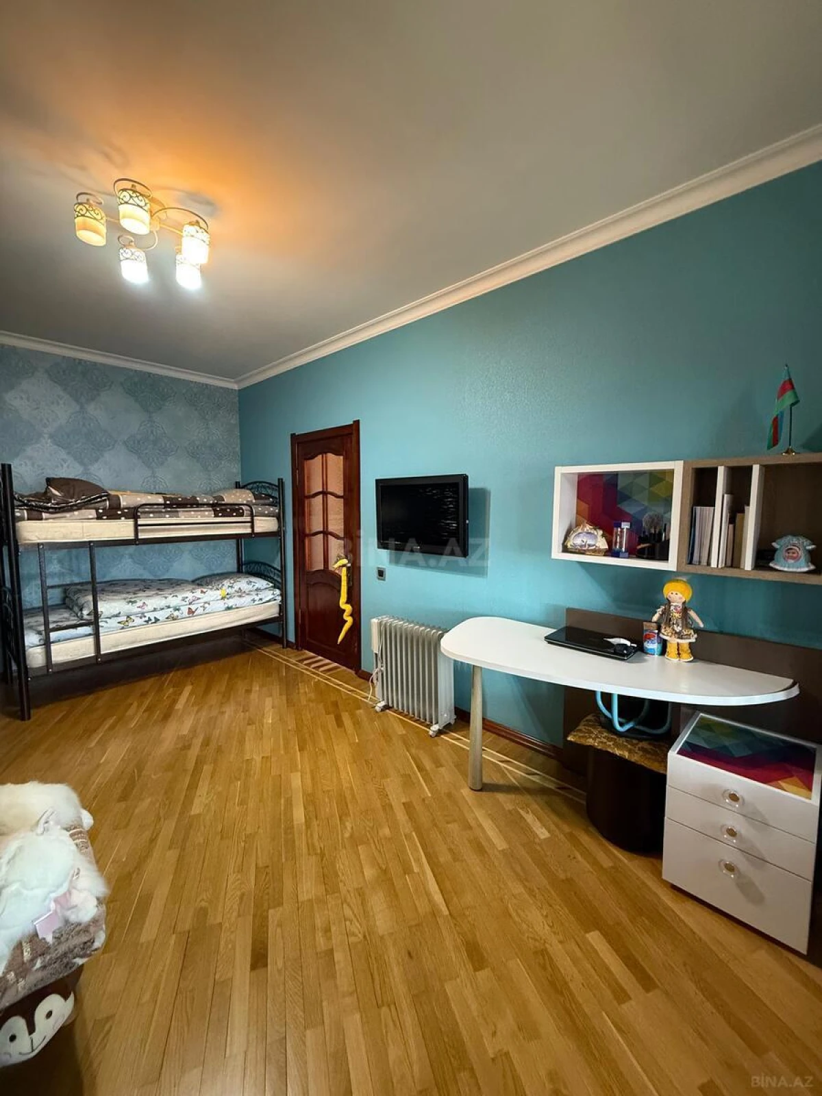 Satılır 4 otaqlı mənzil 100 m²