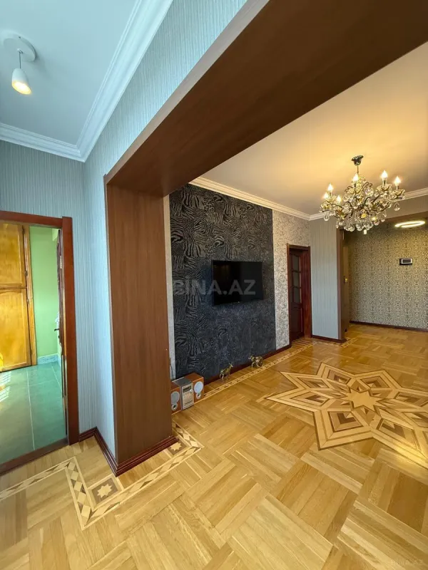 Satılır 4 otaqlı mənzil 100 m²