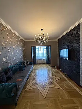 Satılır 4 otaqlı mənzil 100 m² — Bakı, Həzi Aslanov qəs. 4 otaq 100.00 m²