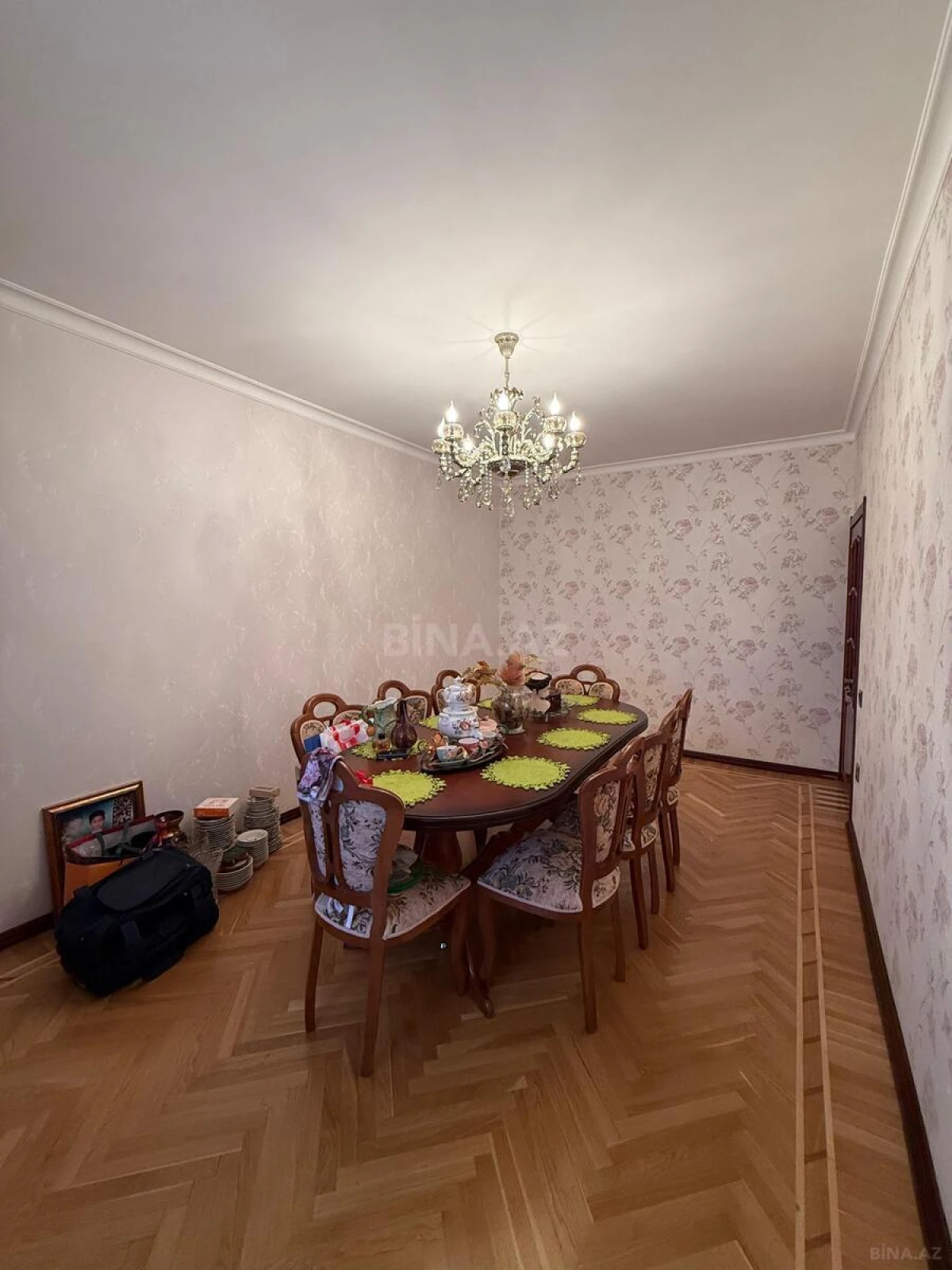 Satılır 4 otaqlı mənzil 100 m²