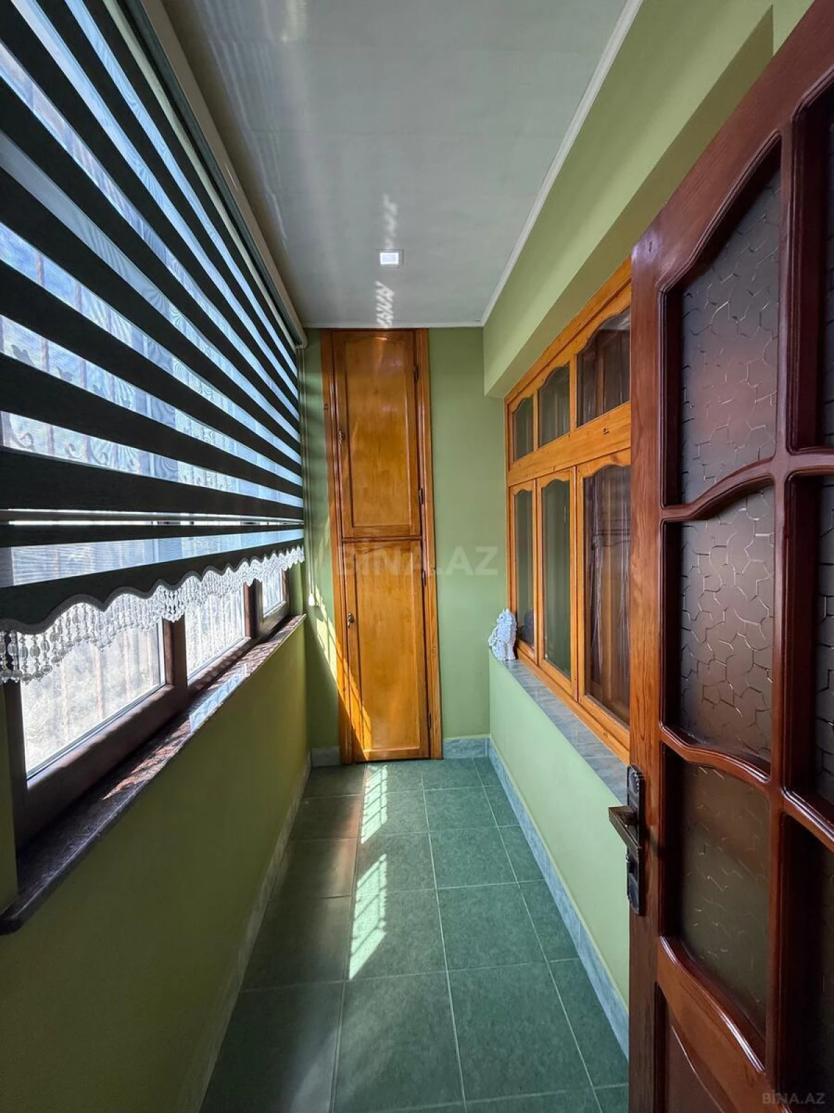 Satılır 4 otaqlı mənzil 100 m²