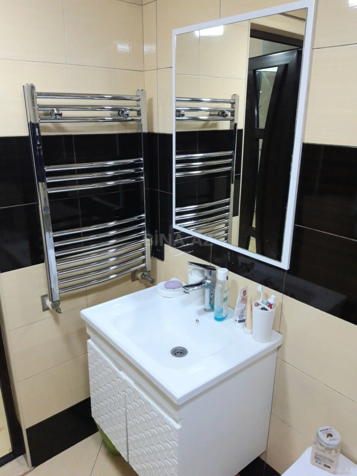 Satılır 2 otaqlı mənzil 60 m²