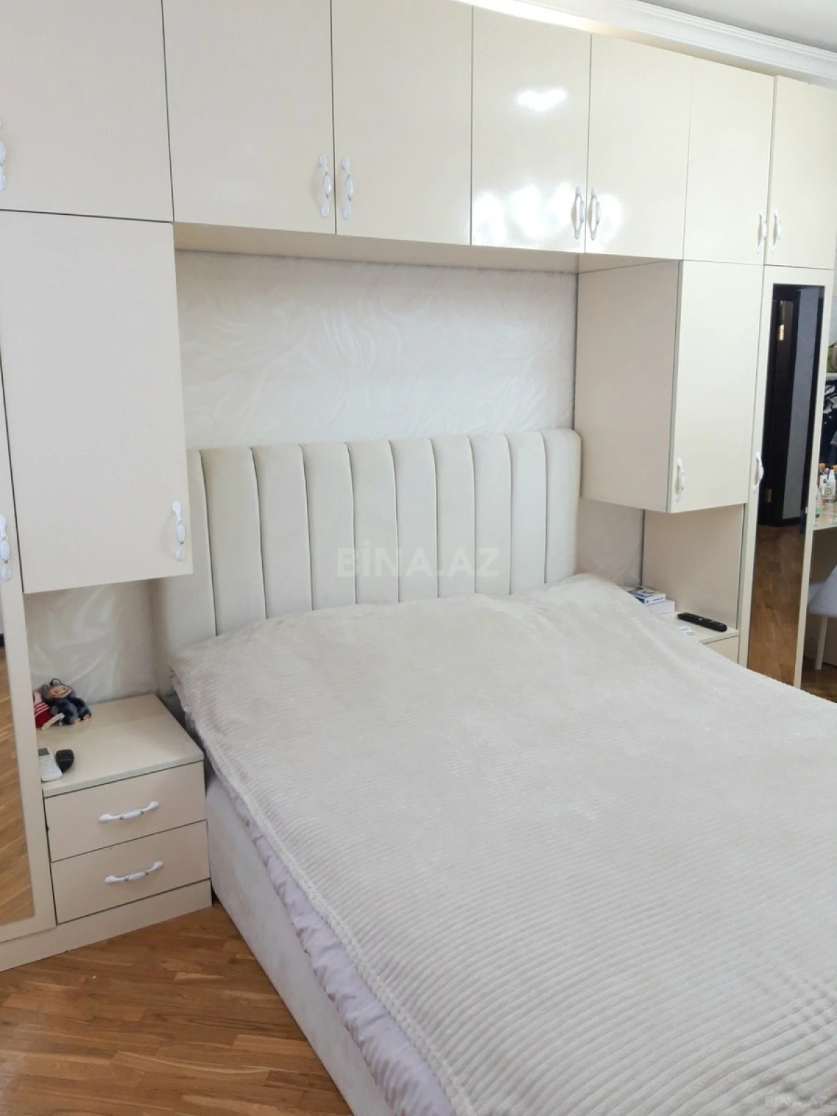Satılır 2 otaqlı mənzil 60 m²