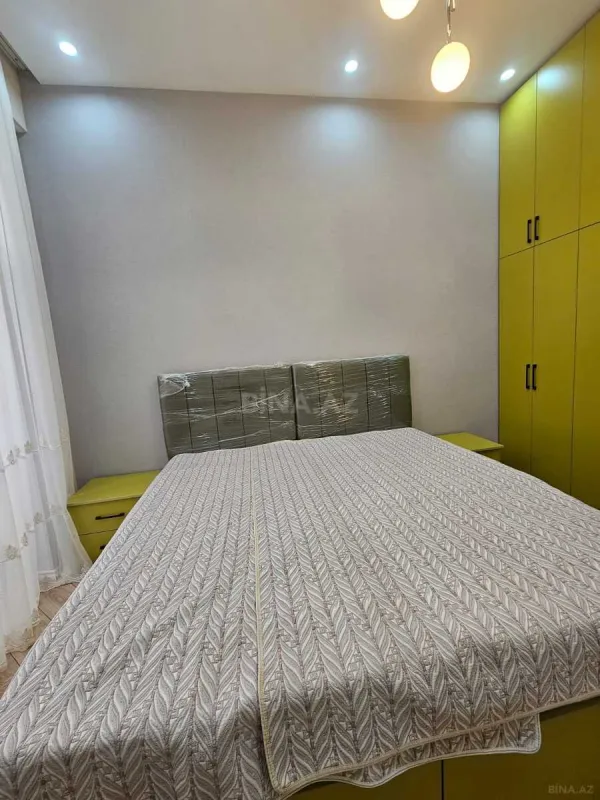 Kirayə verilir 3 otaqlı mənzil 138 m²