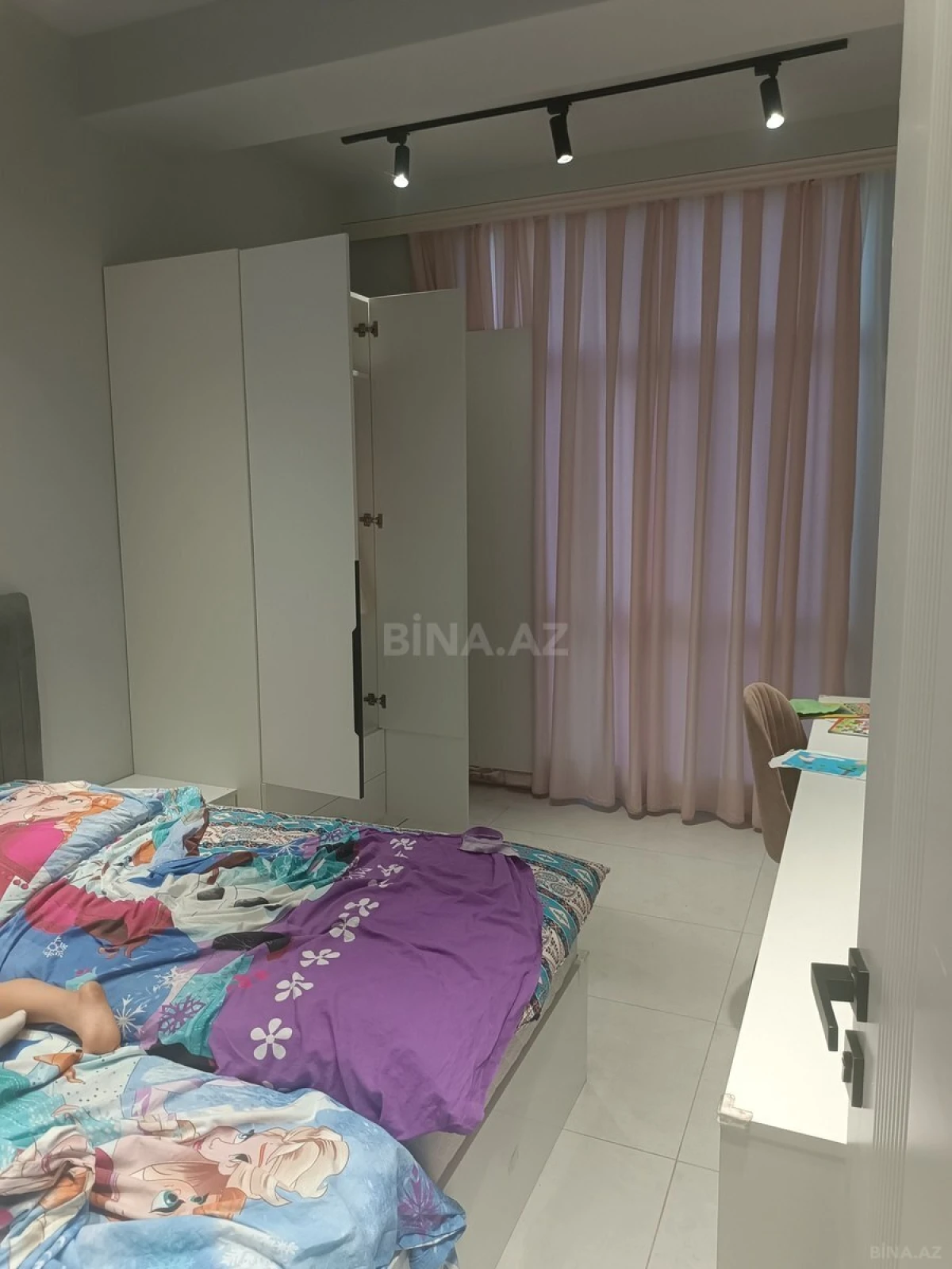 Satılır 3 otaqlı mənzil 80 m²