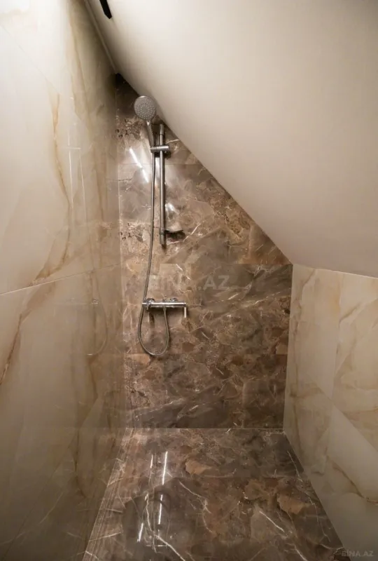 Satılır 3 otaqlı həyət evi 138 m²