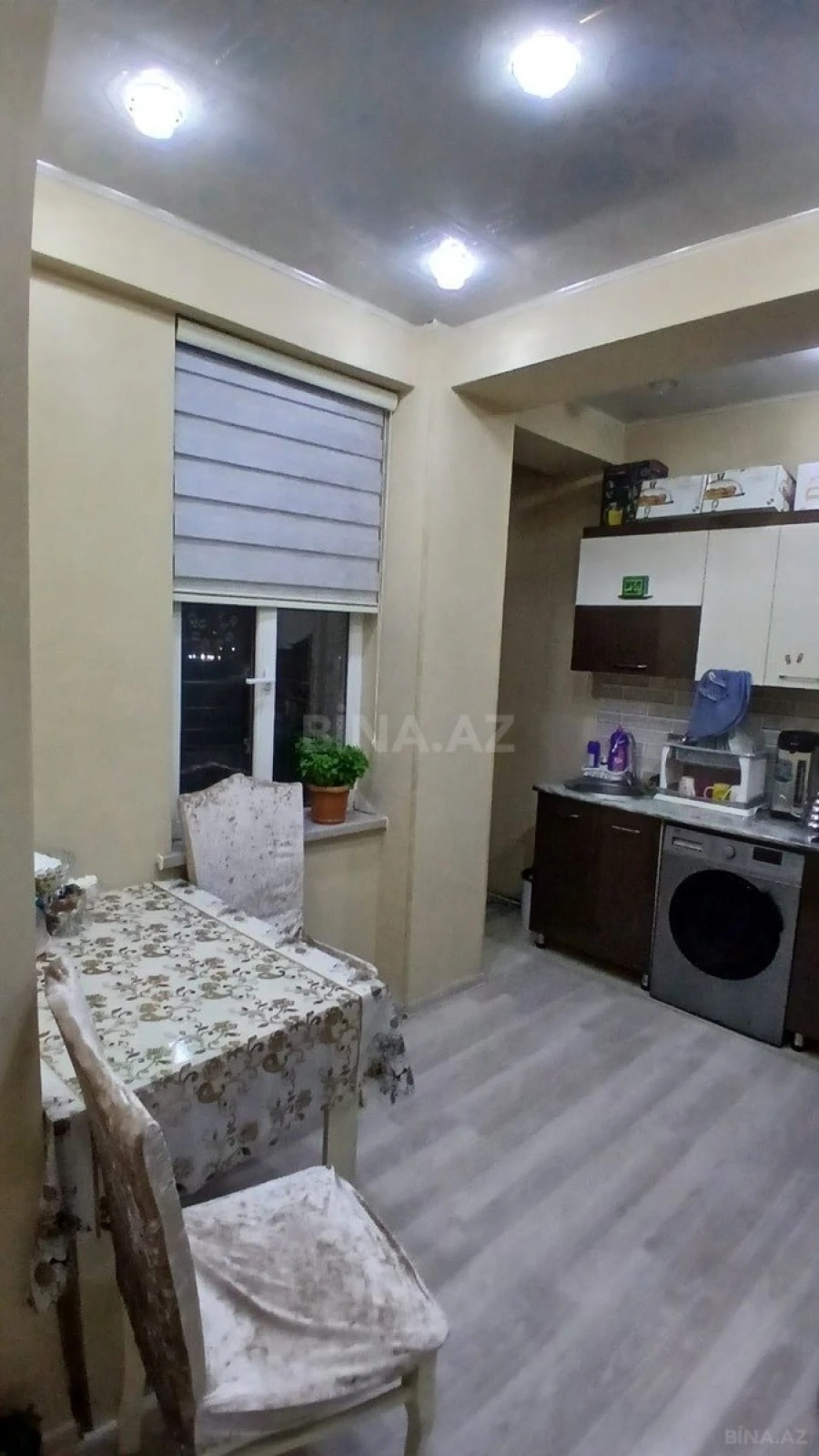 Satılır 2 otaqlı mənzil 64 m²