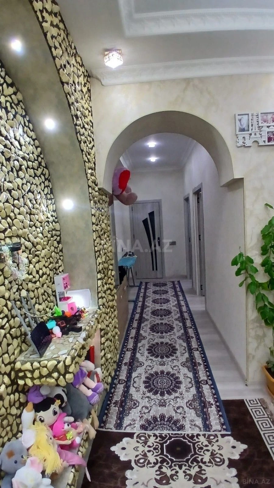 Satılır 2 otaqlı mənzil 64 m²