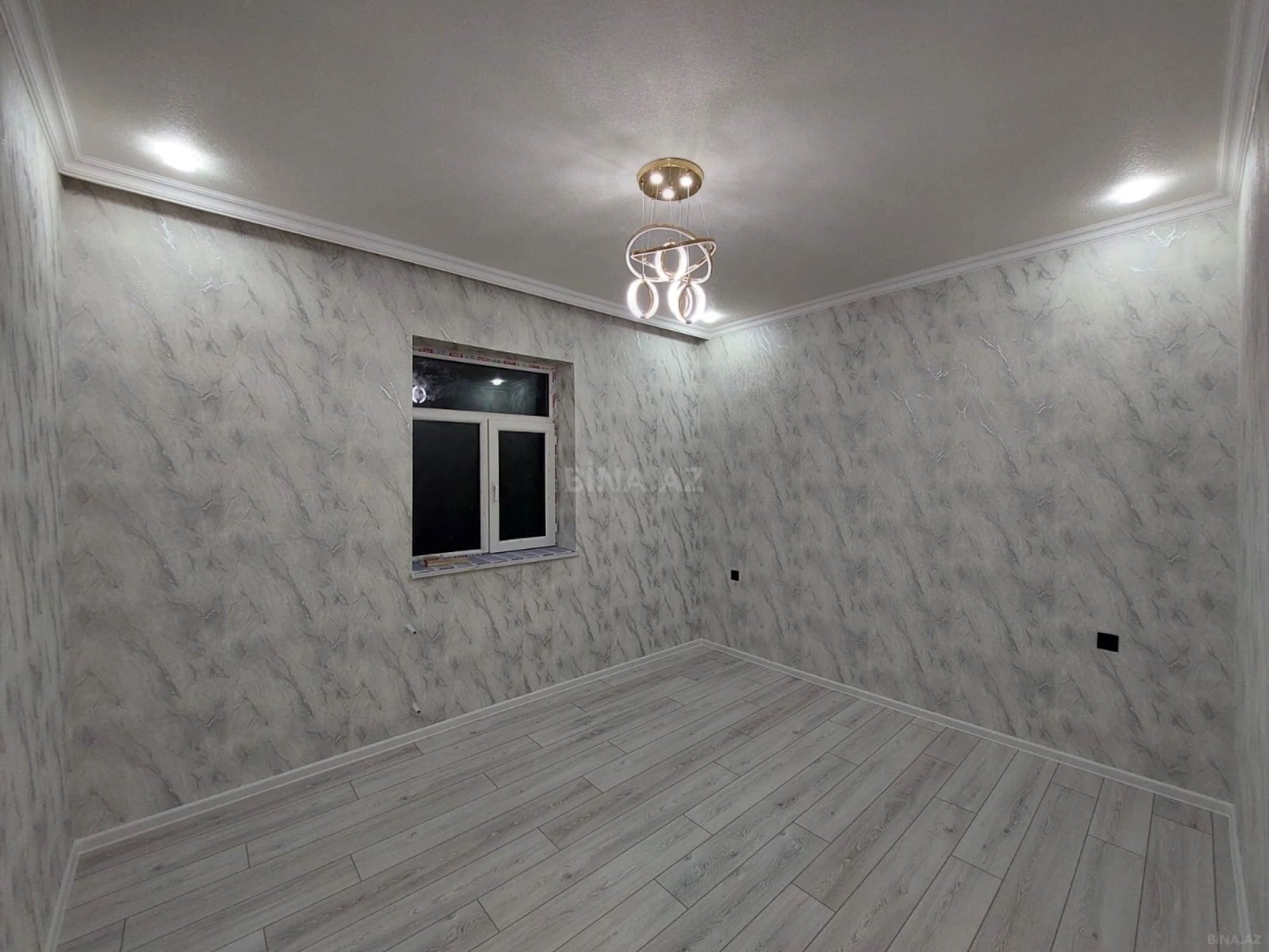 Satılır 5 otaqlı həyət evi 120 m²