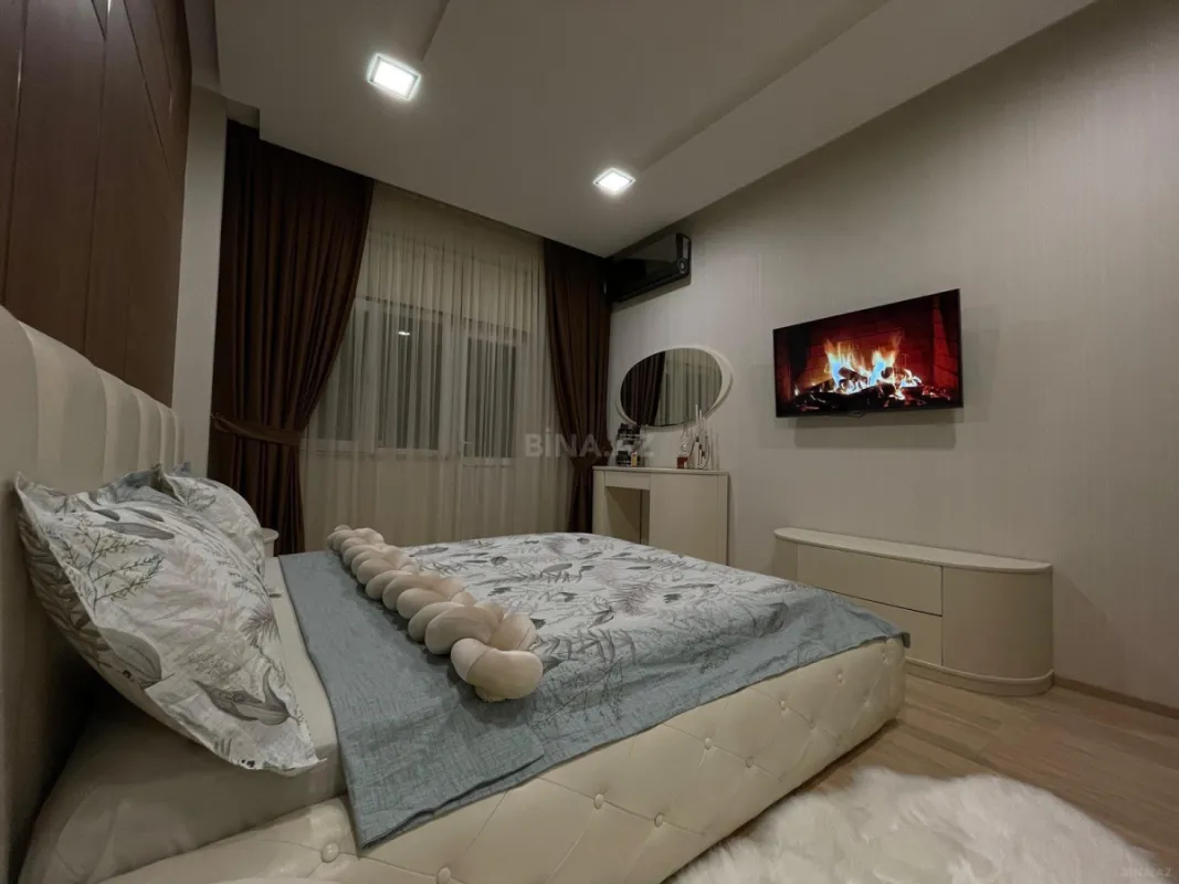 Satılır 2 otaqlı mənzil 65 m²