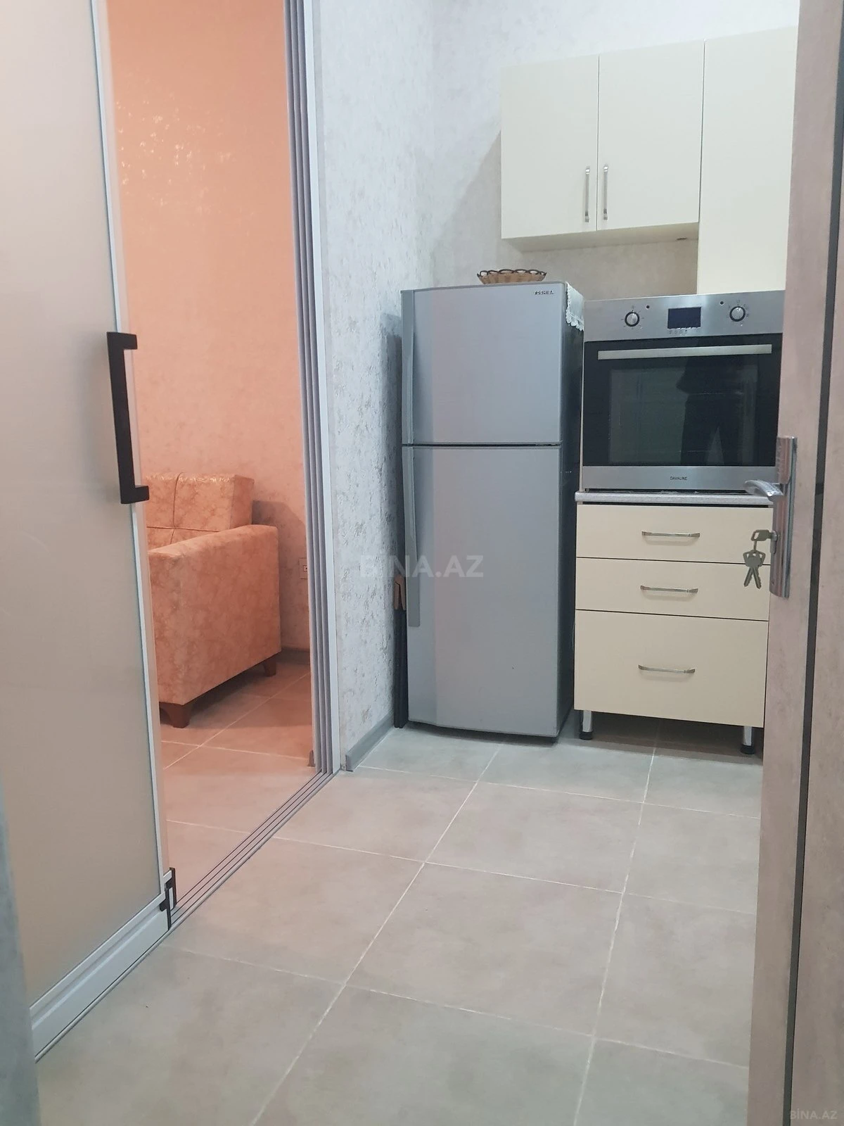 Kirayə verilir 2 otaqlı mənzil 55 m²