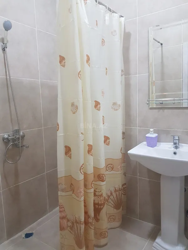 Kirayə verilir 2 otaqlı mənzil 55 m²