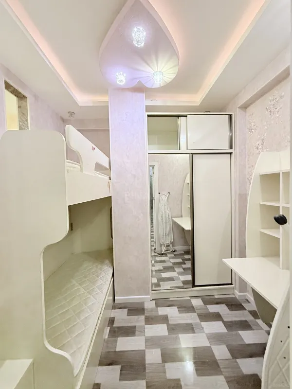 Satılır 3 otaqlı mənzil 65 m²