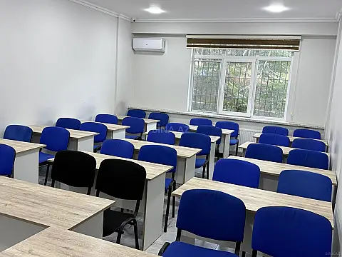 Kirayə verilir 4 otaqlı ofis 100 m²