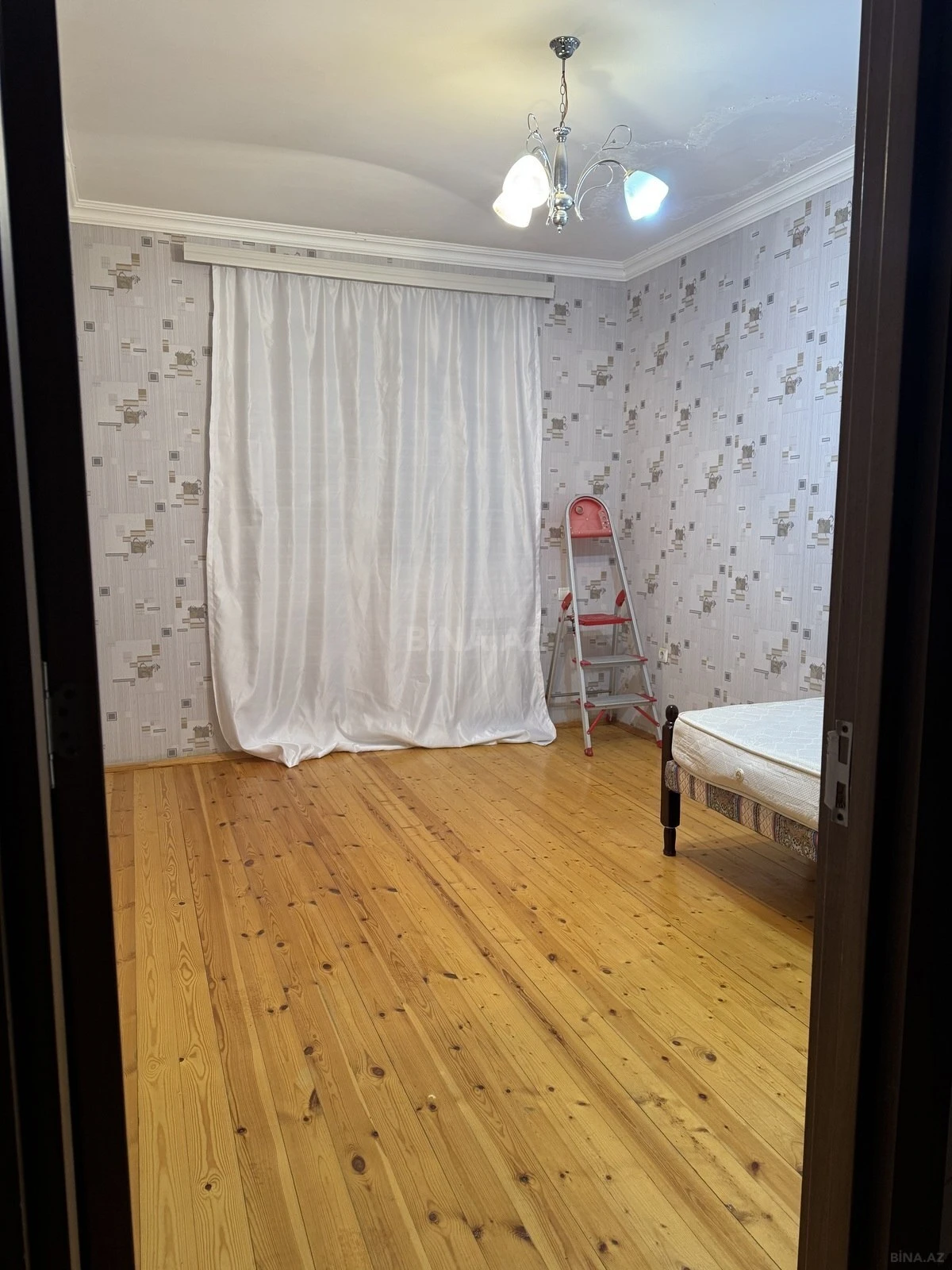 Satılır 3 otaqlı mənzil 85 m²