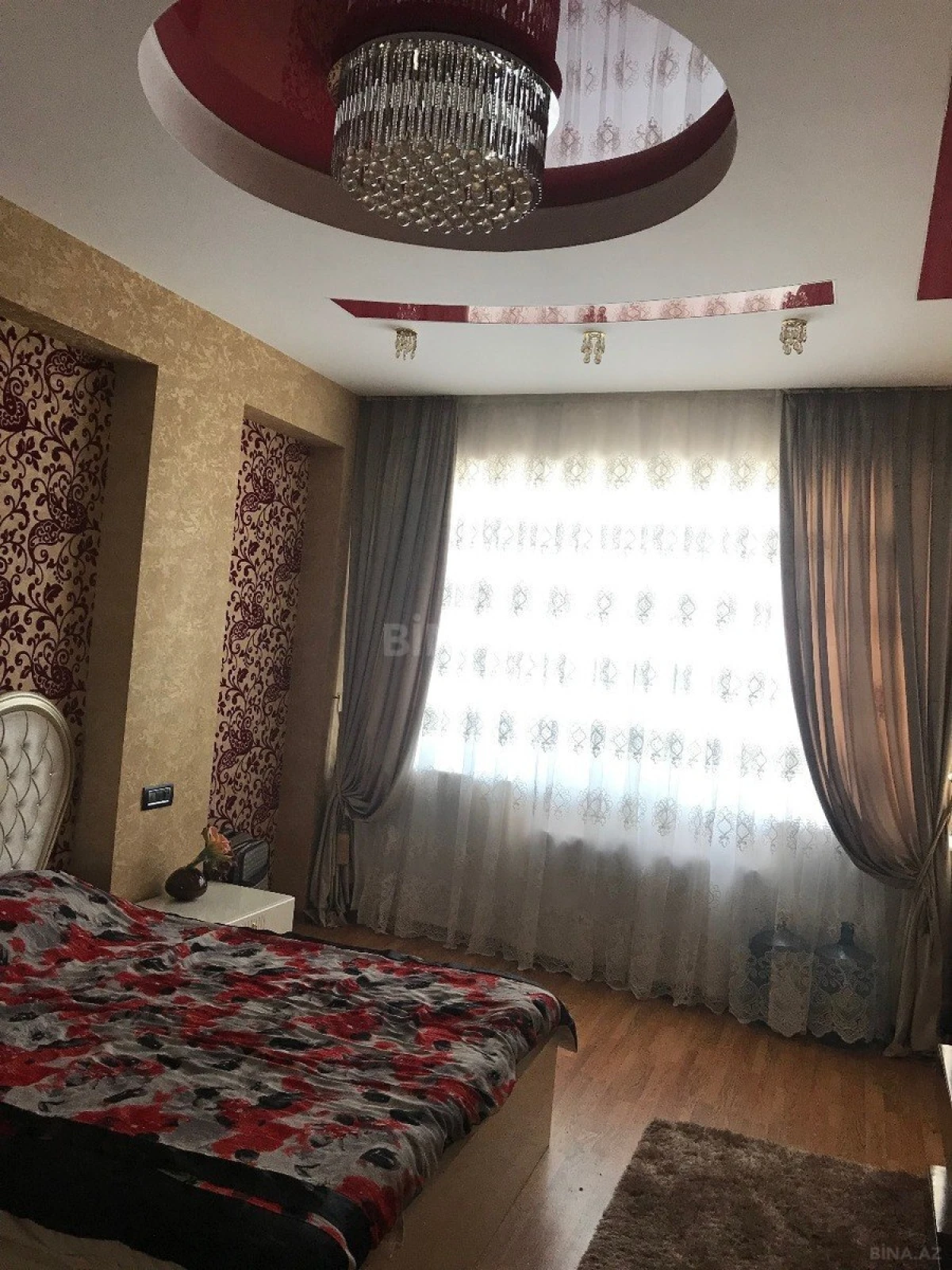 Satılır 3 otaqlı mənzil 97 m²