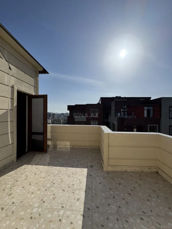 Satılır 3 otaqlı mənzil 130 m²