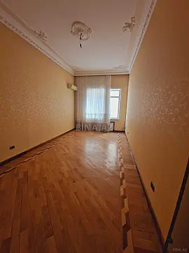 Satılır 8 otaqlı həyət evi 500 m²