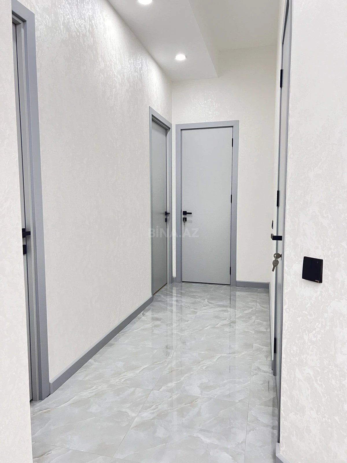 Kirayə verilir 3 otaqlı mənzil 105 m²