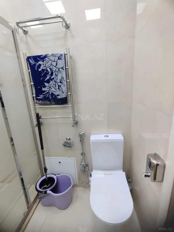 Kirayə verilir 2 otaqlı mənzil 71 m²